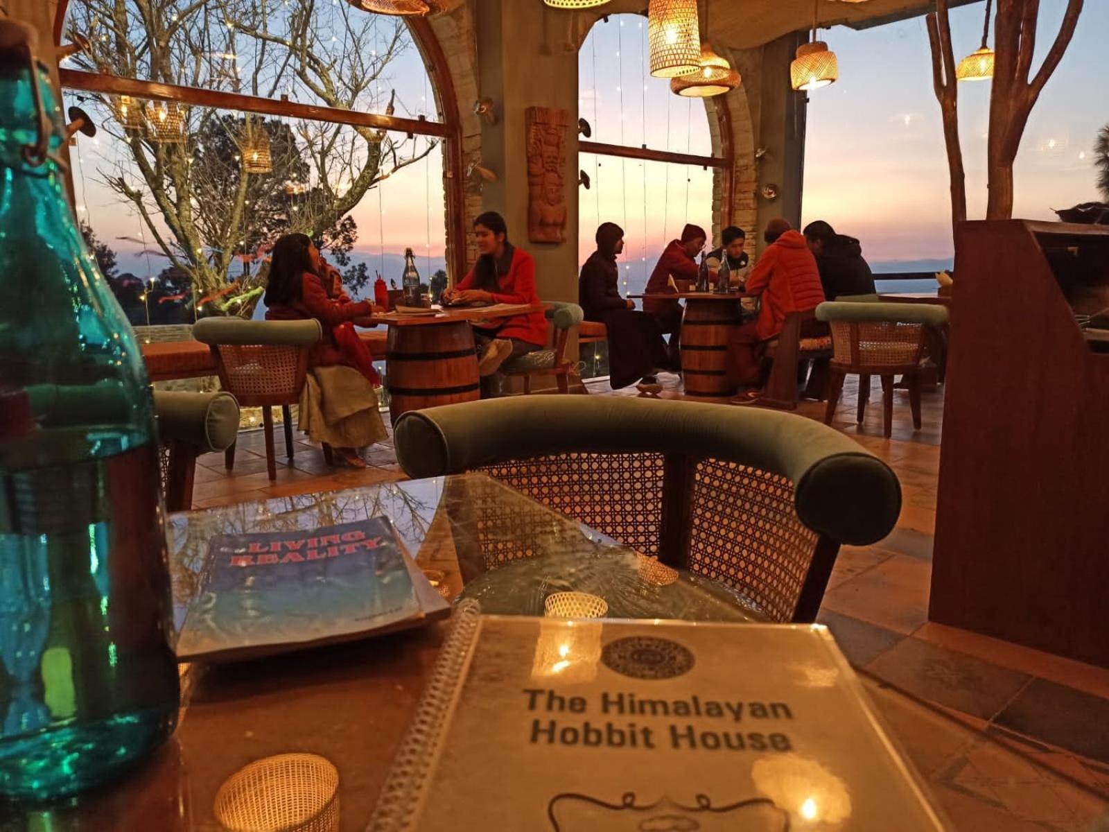 Himalayan Hobbit House Hotell Almora Exteriör bild