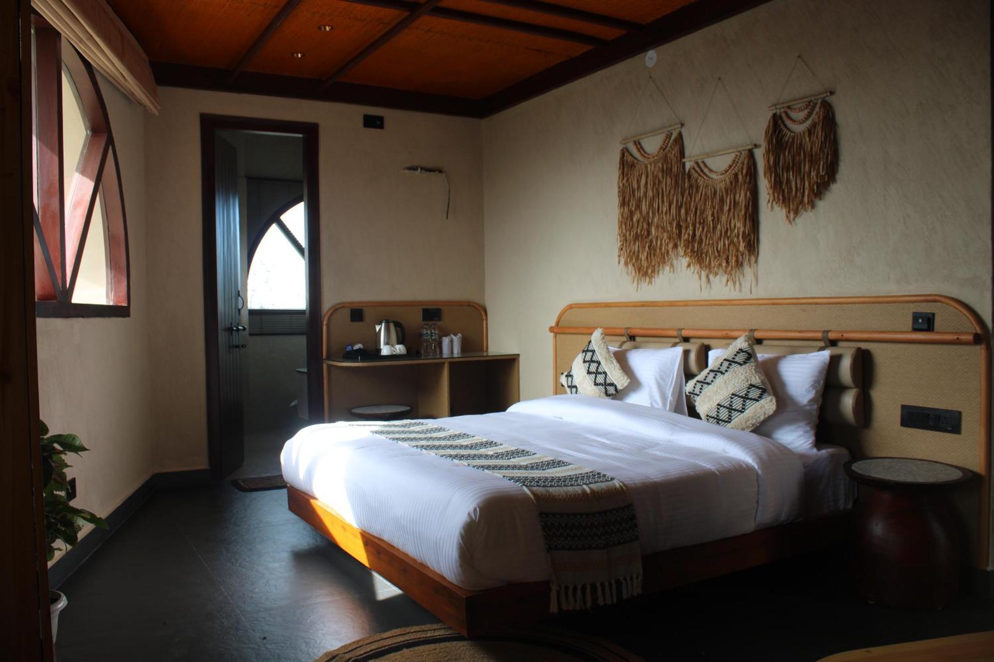 Himalayan Hobbit House Hotell Almora Exteriör bild