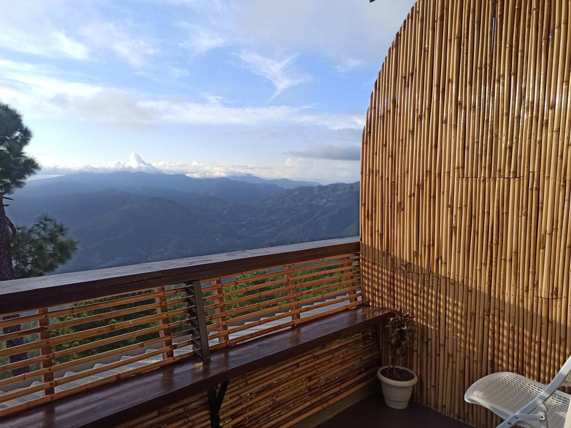 Himalayan Hobbit House Hotell Almora Exteriör bild