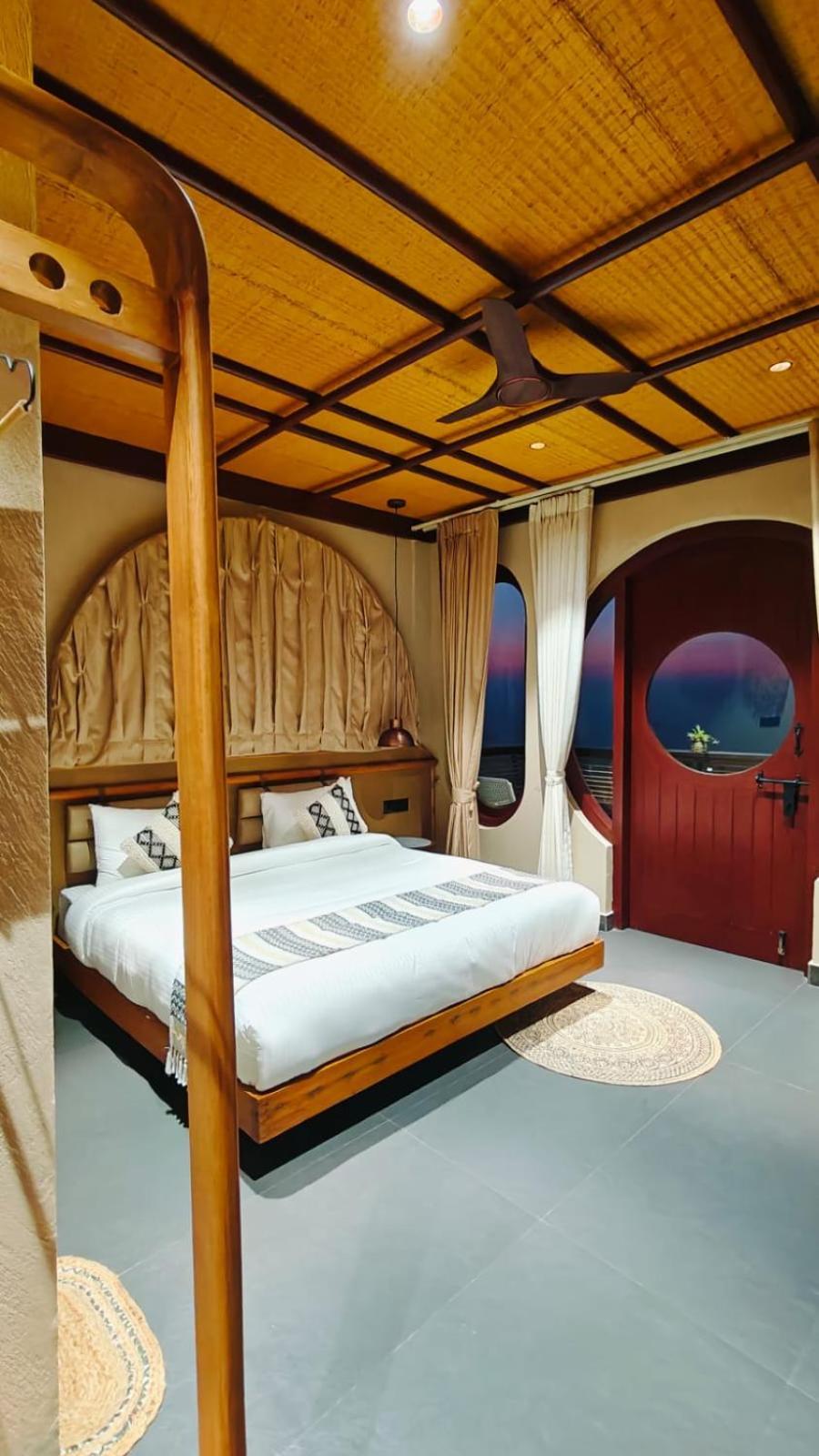 Himalayan Hobbit House Hotell Almora Exteriör bild